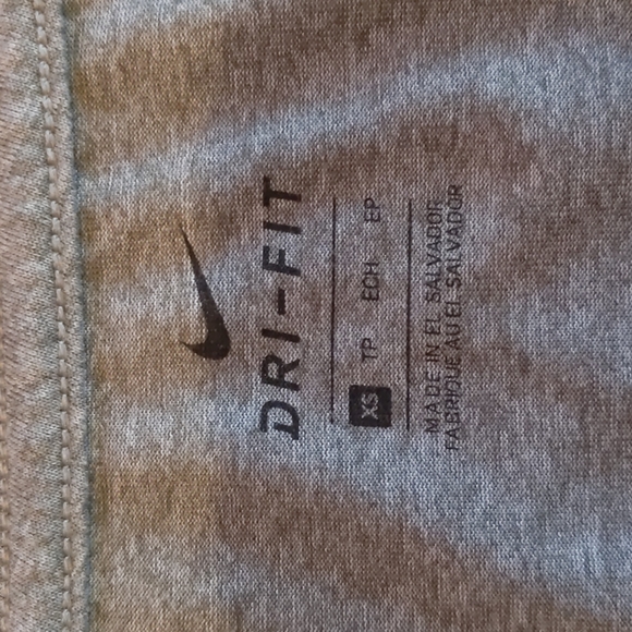 Nike Running Legend Dri-Fit Tshirt Women's - Picture 6 of 7